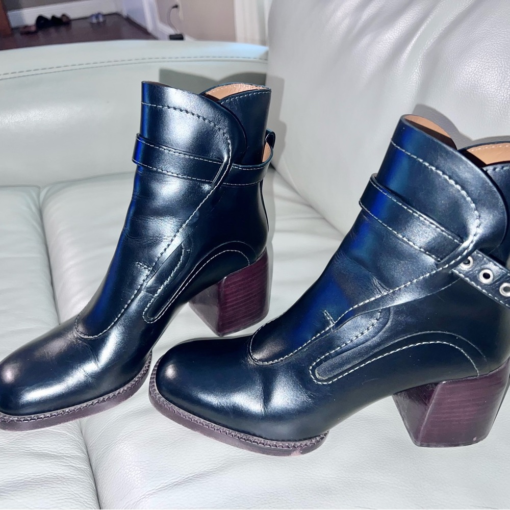 Chloé Boots size 6.5